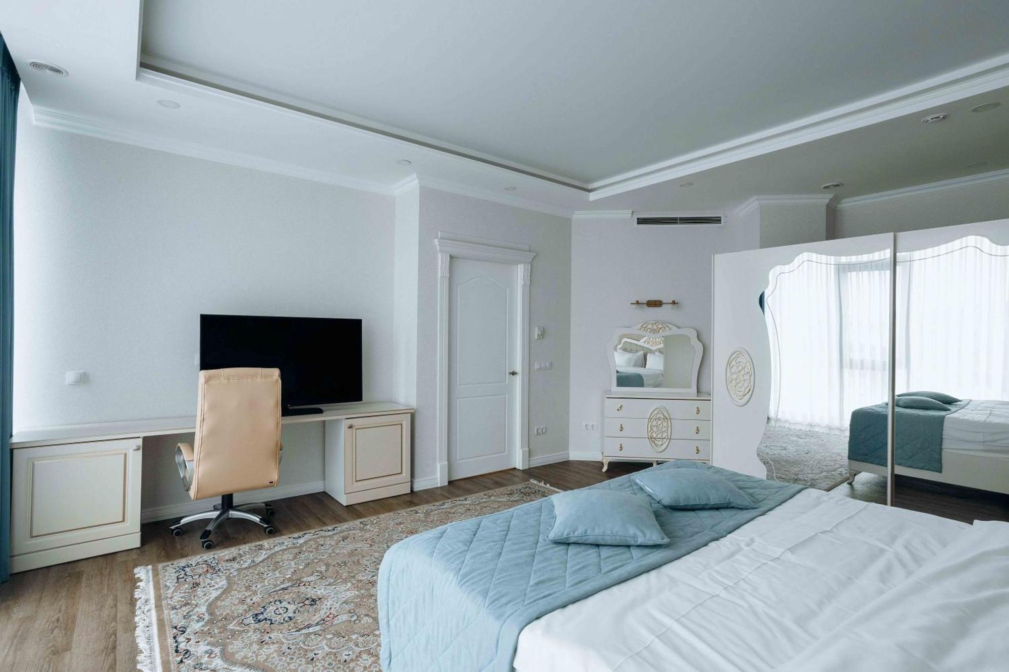 Ramada By Wyndham Shymkent Hotel Kültér fotó