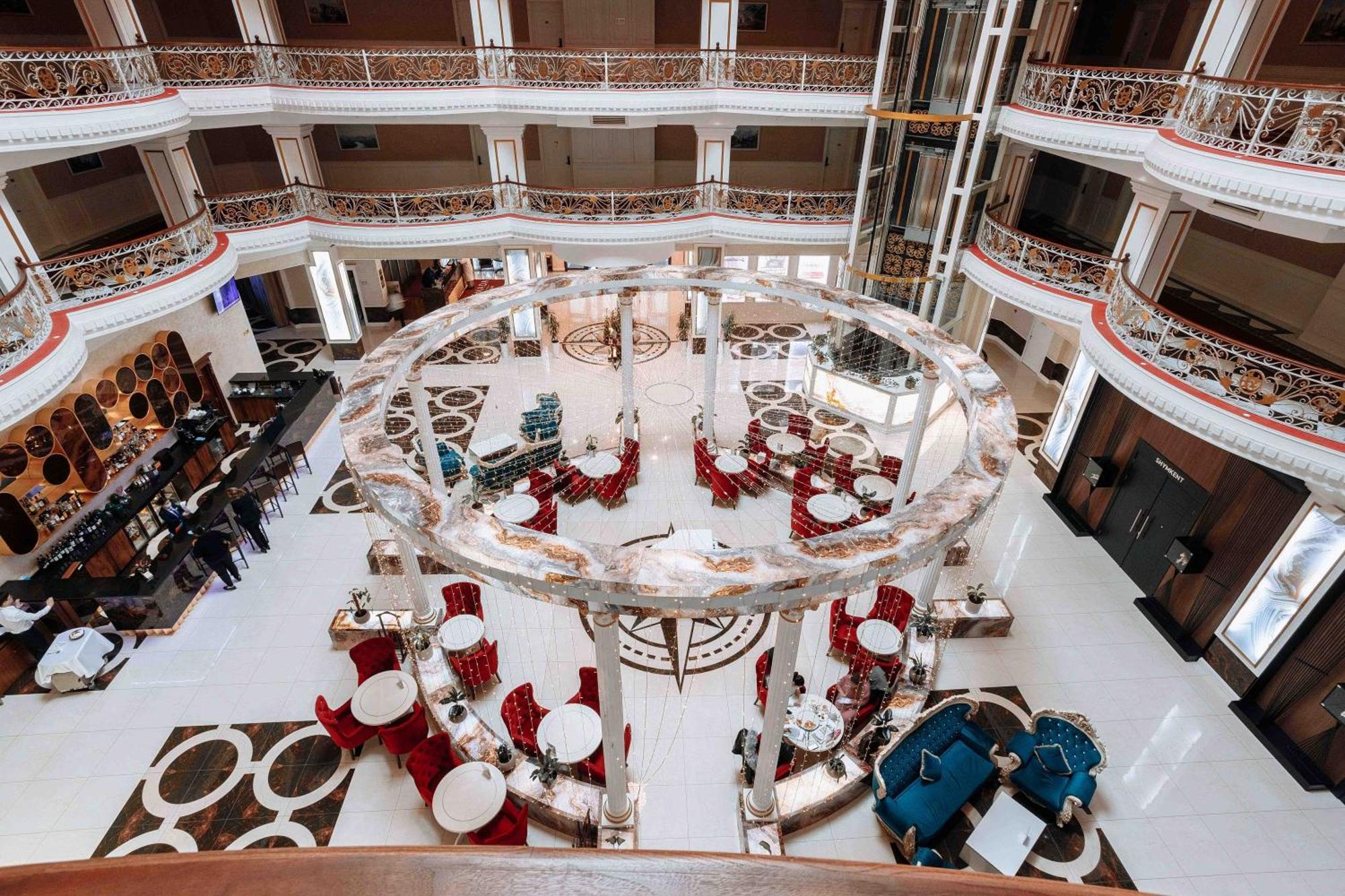 Ramada By Wyndham Shymkent Hotel Kültér fotó