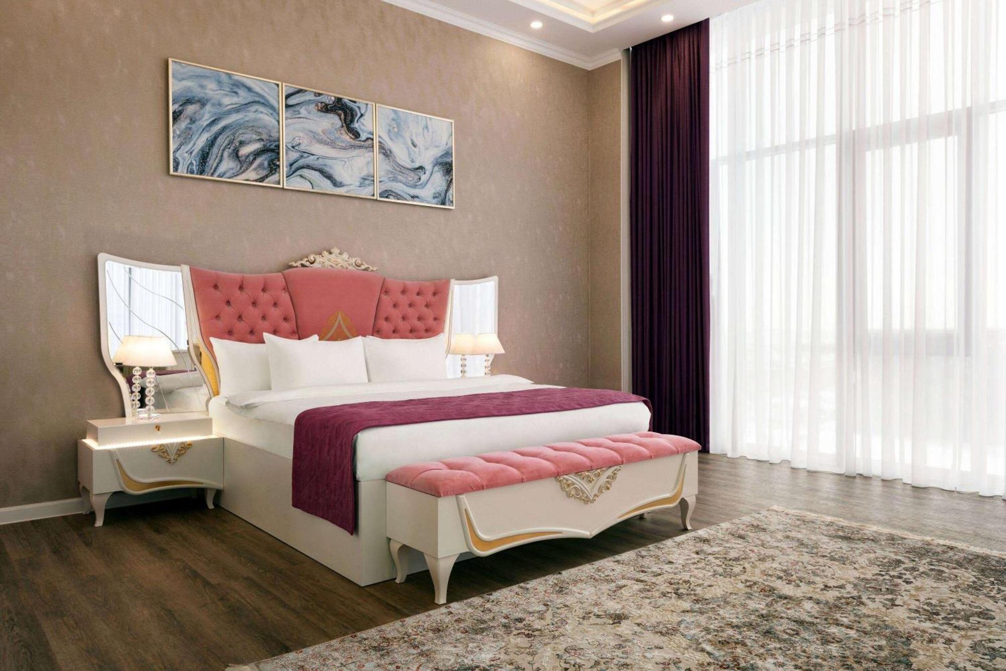 Ramada By Wyndham Shymkent Hotel Kültér fotó